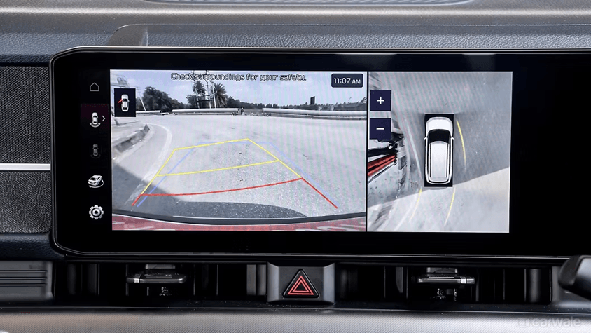 Kia Carens Clavis 360-Degree Surround View CameraKia Carens Clavis 360-Degree Surround View Camera